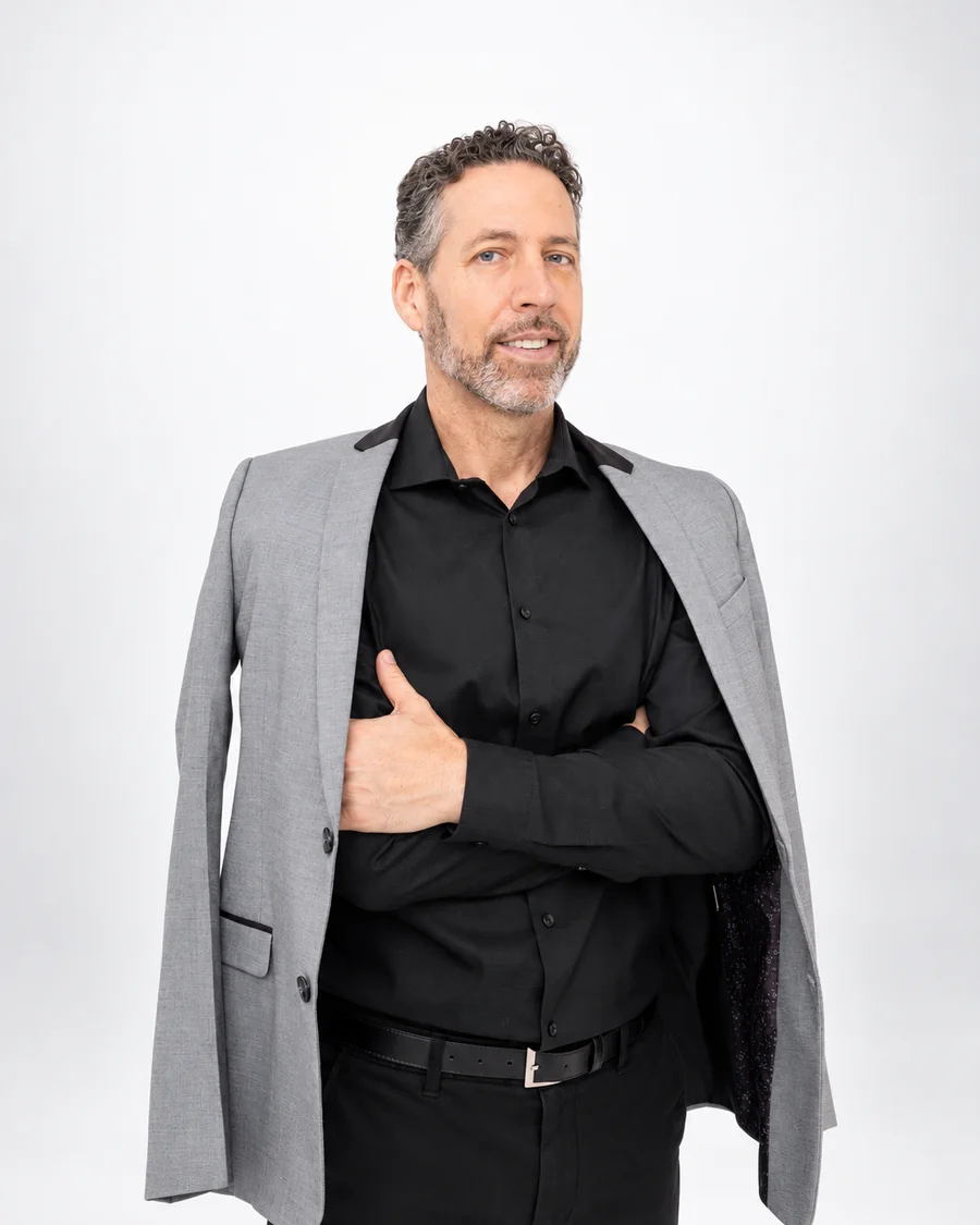 Néstor Romero, experto en marketing digital y neuromarketing en Panamá